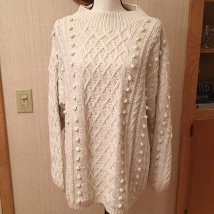 Vintage White Pom Pom oversize sweater L Mockneck
